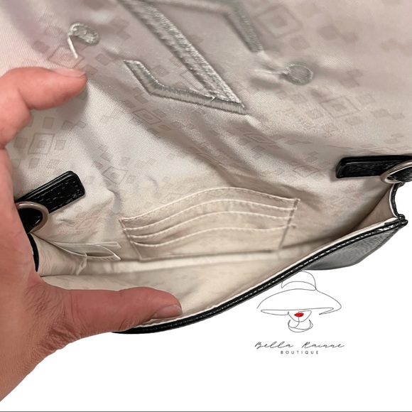 THIRTY ONE “Z” Convertible Belt Bag Black Beauty Pebble - Picture 5 of 9